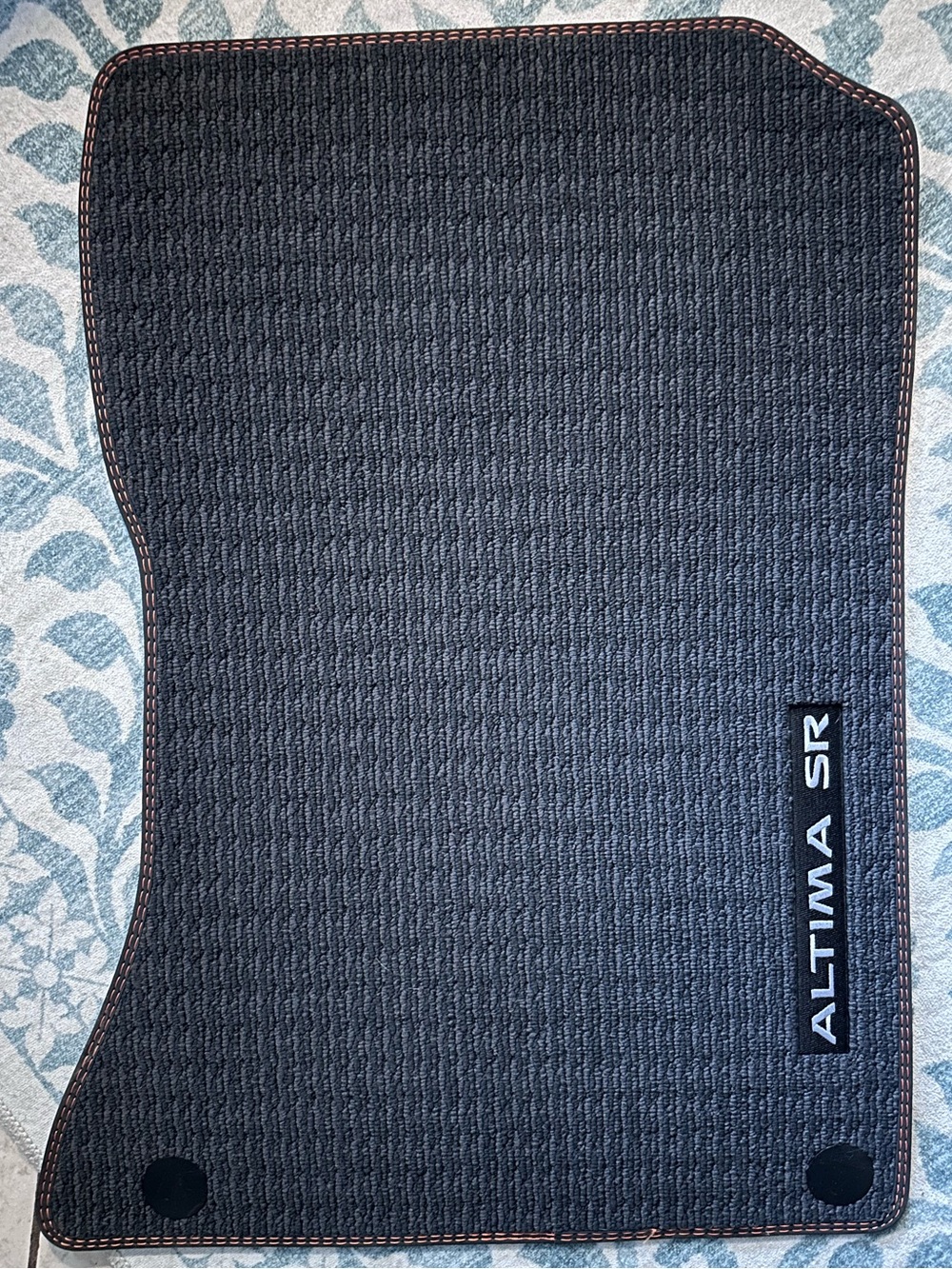 Nissan Altima SR · Carpeted Floor Mats (4-piece set) Dark Gray with Orange Trim